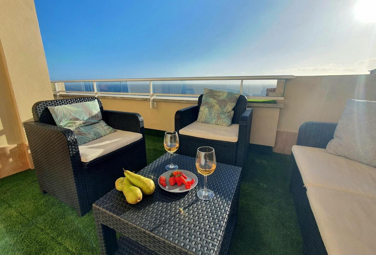 Los Gigantes Ocean View Apartment ปัวร์โตเดซานตีอาโก ภายนอก รูปภาพ